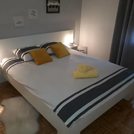 Apartment N&b *